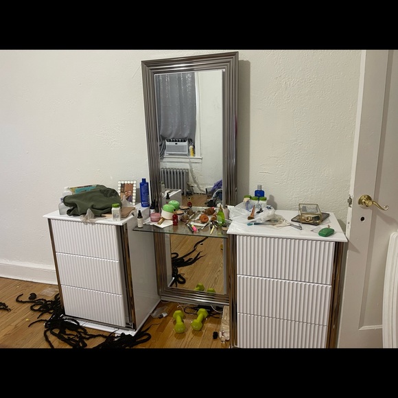 Bed set with everything - Picture 4 of 4